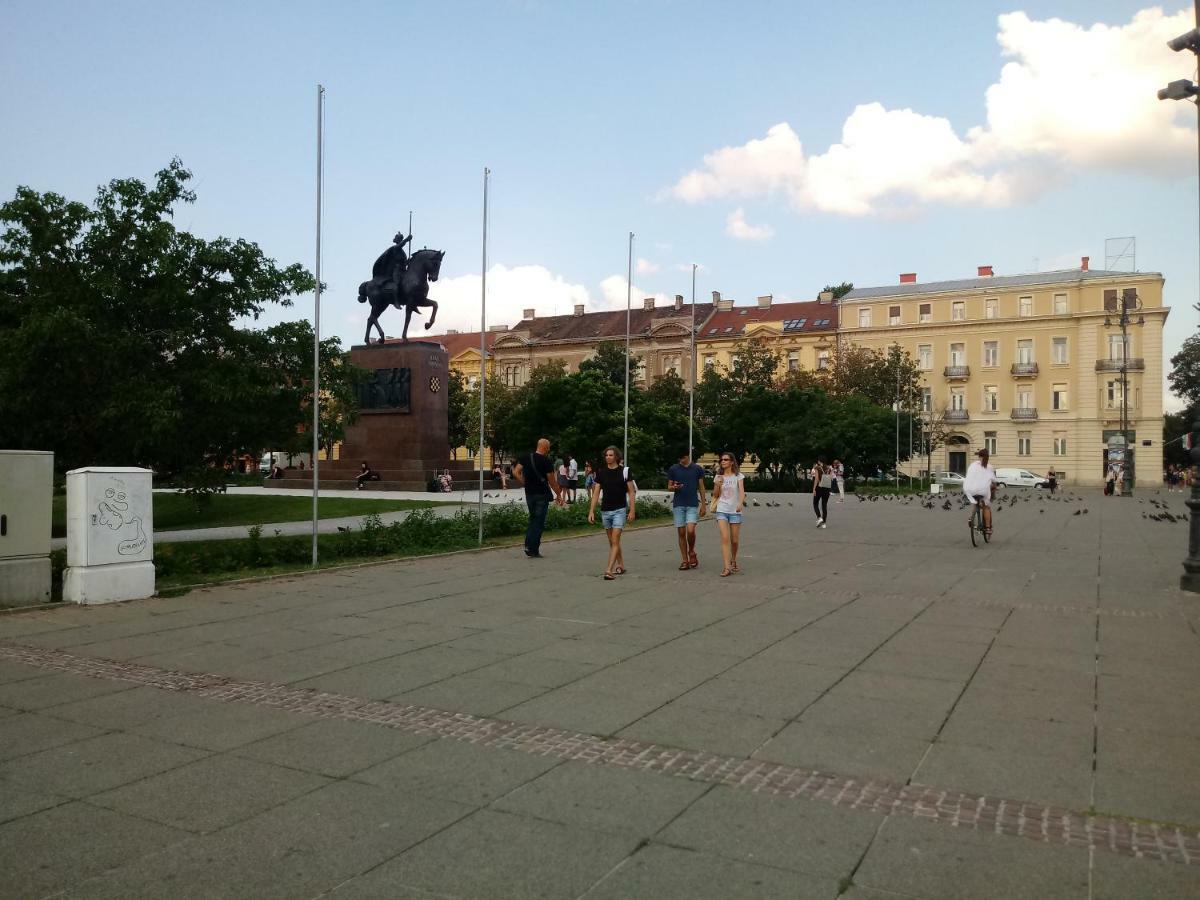 "Apartment Zagreb Idila Center", With A Balcony, Speed Wifi Luaran gambar
